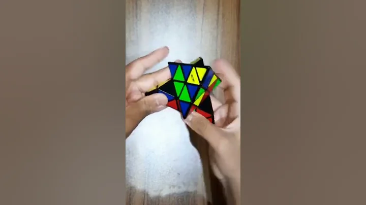 Getting center pieces solve on master pyraminx