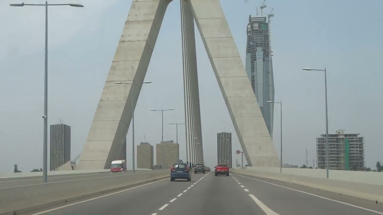 GOOD RIDING IN ABIDJAN, COTE D'IVOIRE ( IVORY COAST ), WEST AFRICA.