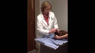 DES MOINES VETERINARY CARE VIDEO - HOW TO GIVE MEDICATION TO YOUR CAT BY INGERSOLL ANIMAL HOSPITAL
