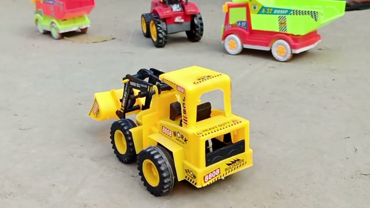 Construction vehicles dumper track JCB toys Ms. Tractor V's JCB 3dx