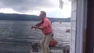 Bugs Green and Debbie, live entertainment at Woman Cove !