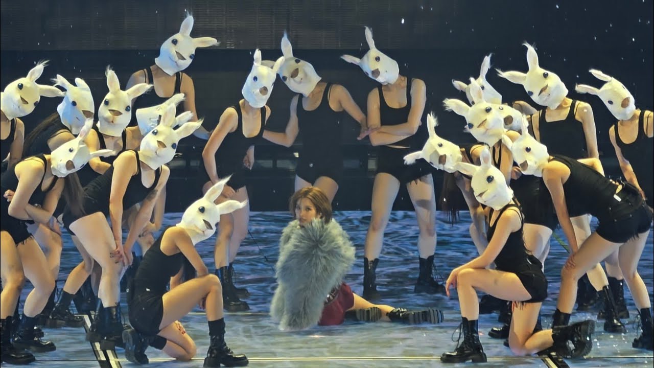 i-dle (아이들) - Ice Blue Rabbit (Soyeon 소연, Syncopation)