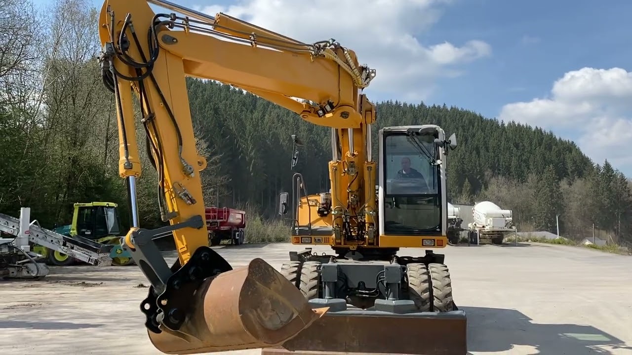 リープヘル ホイール式油圧ショベル A904(1/50) NZGLIEBHERR ホイール