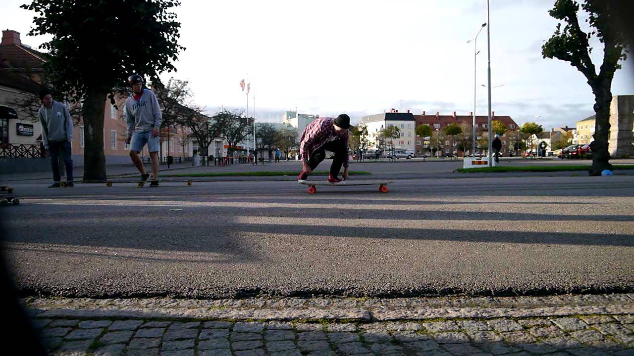 Bild från Kickflip med longboard