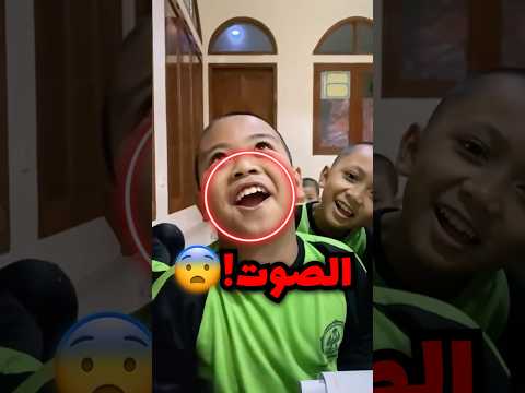 هذا الولد يطلع صوت محد يقدر يقلده غير هوا نفسه