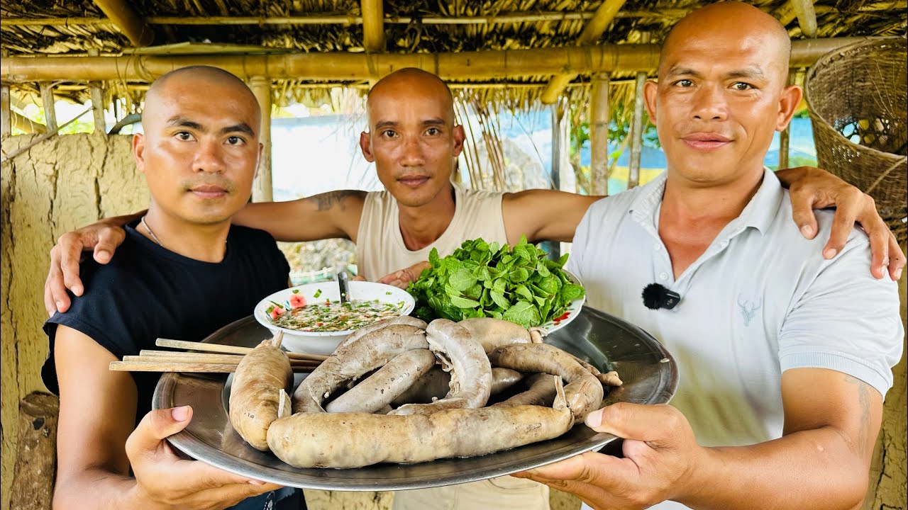 Thưởng Thức Mâm Lòng Dồi Siêu Ngon - Toàn Đen Sơn Dược Vlog
