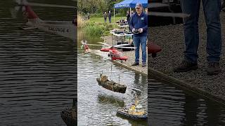 Epic Rc Helicopter Loading A Mini Rc Junk Ship #viralvideo #rclife #rcboat #helikopter