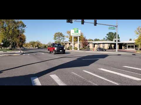 Richland Fire BC 171 & E1711 Responding