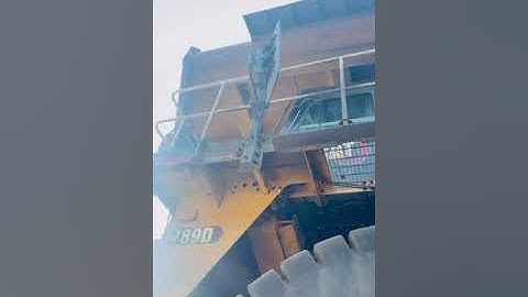 Indian Mining Demonstrating Safety Features of LMT CAT 789D 190 T payload