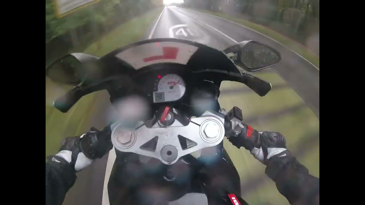 MY FIRST RIDE ON THE DERBI GPR 50 (in the rain)