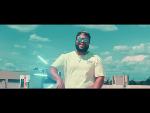2. Lil' Lina & Elroy Jetson's X Exchange Sparks Buzz