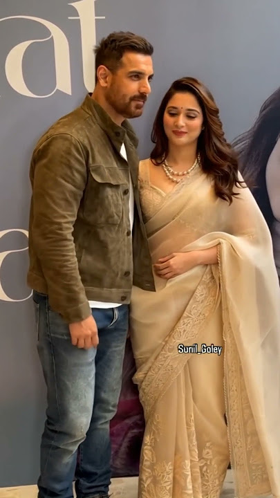 '🔥 Tamannaah ❤️ John ki Romantic Kiss Moment 💋 | Romance Alert 🚨 #Shorts'
