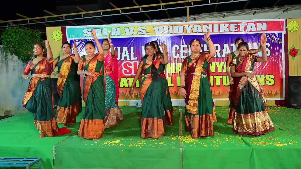 Spectacular and extraordinary dance by the talented girls @srinvsvidhyanikethan439 @AnnualDay2026