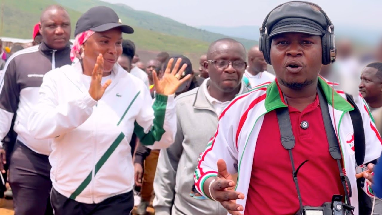 #Simbizi na #First #Lady umunezero 🔥🔥nimwinshi Mubakongonani bari munkambi mu Ruyigi