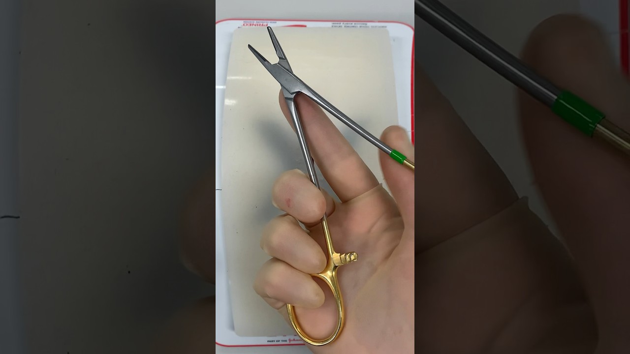 Surgical needle holder grips tutorial #surgicalskills #vet #medicine #surgery #surgeon #surgeonlife
