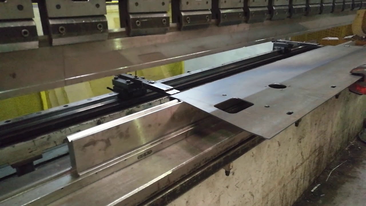 DURMA CNC T HAP 40400 Bending Machine (2001)