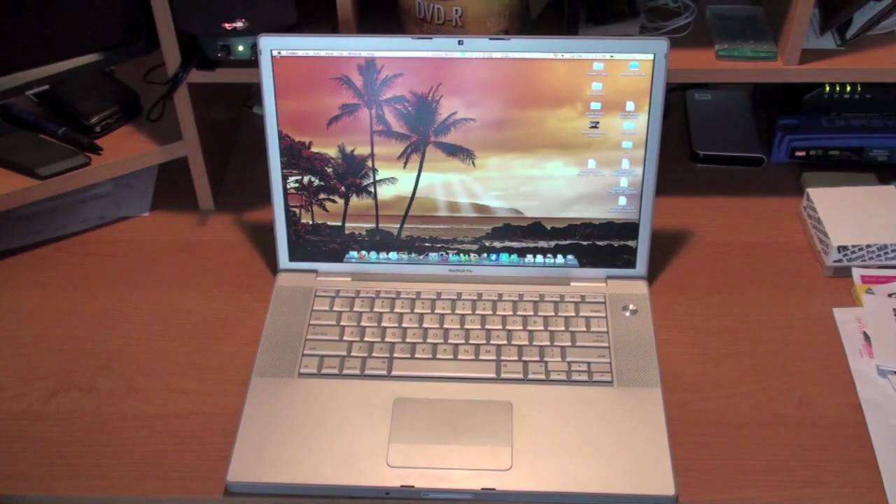 Macbook Pro Review (Early 2008) - YouTube