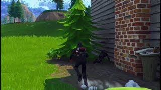 Server side hit detection? lag? ping? rng? I dunno with this game!!!!!!