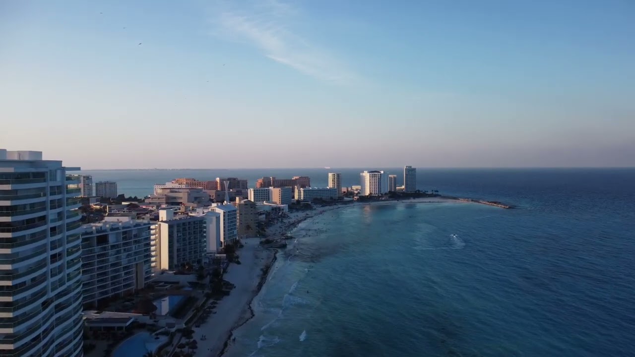 Sunset Royal Beach Resorts Cancun 🇲🇽 and Hotel Zone | DJI Mini 2 Aerial Footage