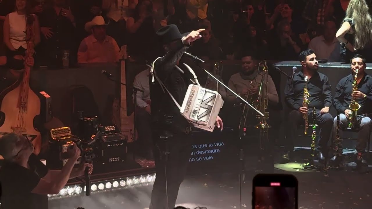 Chale - Edén Muñoz en vivo 04 Mayo 24 en Monterrey