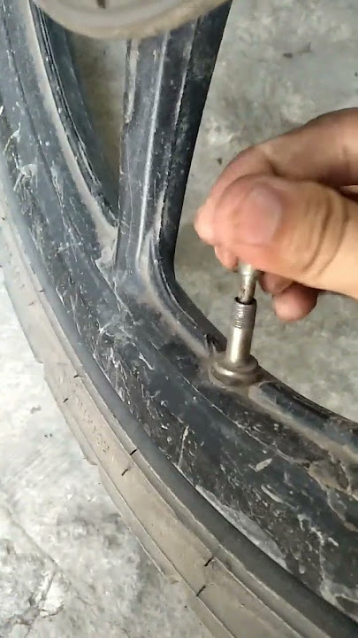 Cara Bukan Pentil Ban Motor