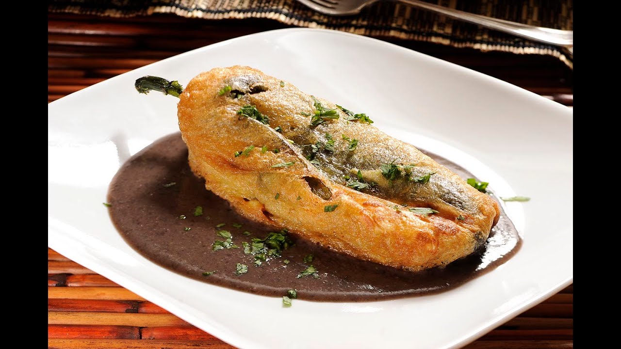 cocina saludable cursos bogota Chile relleno de queso en caldillo de frijol - Receta fácil de preparar