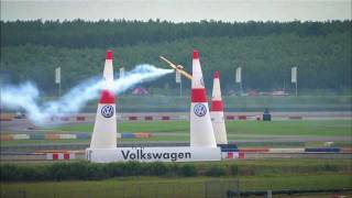 Red Bull Air Races - Pete McLeod (FREEview 212)