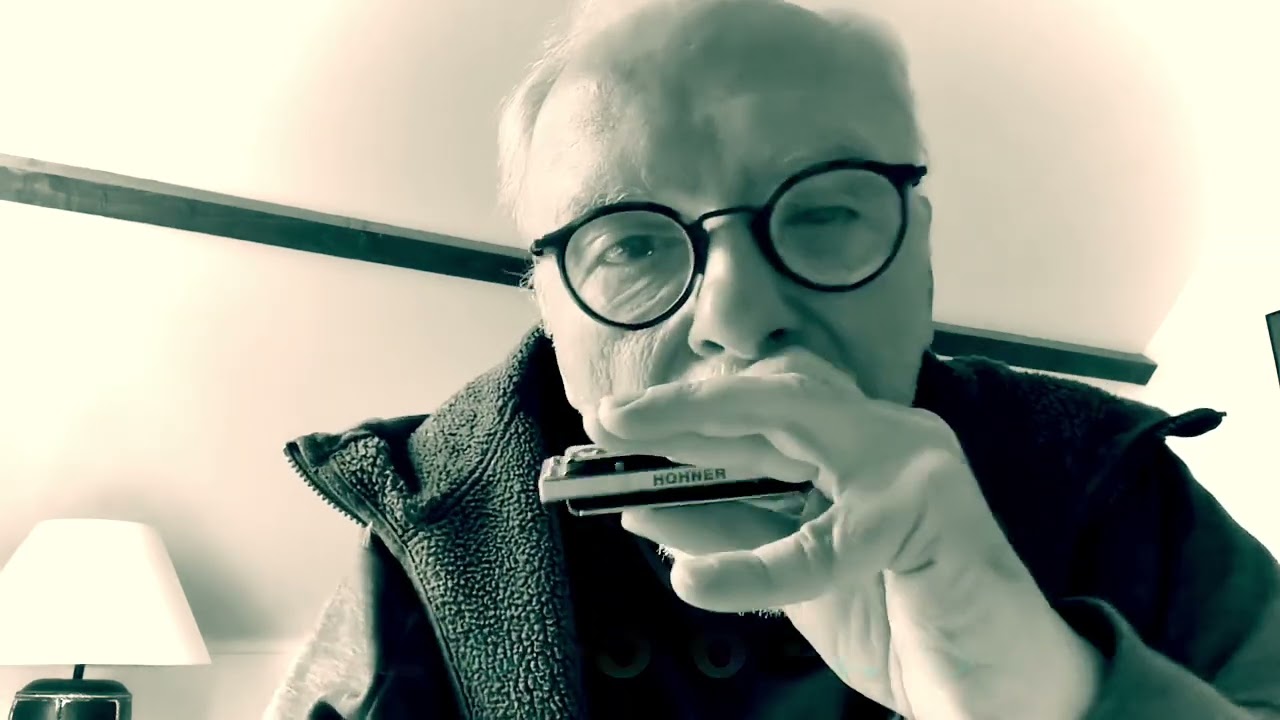 Simple blues pattern with tong block