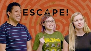Welcome... to DINOSAUR PARK! (Escape w/ Janet Varney) screenshot 2