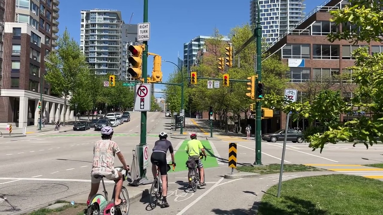 Bike and Car Traffic from the Burrard St Bridge