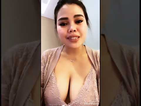 Seksinya tante qui yg montok bigo live