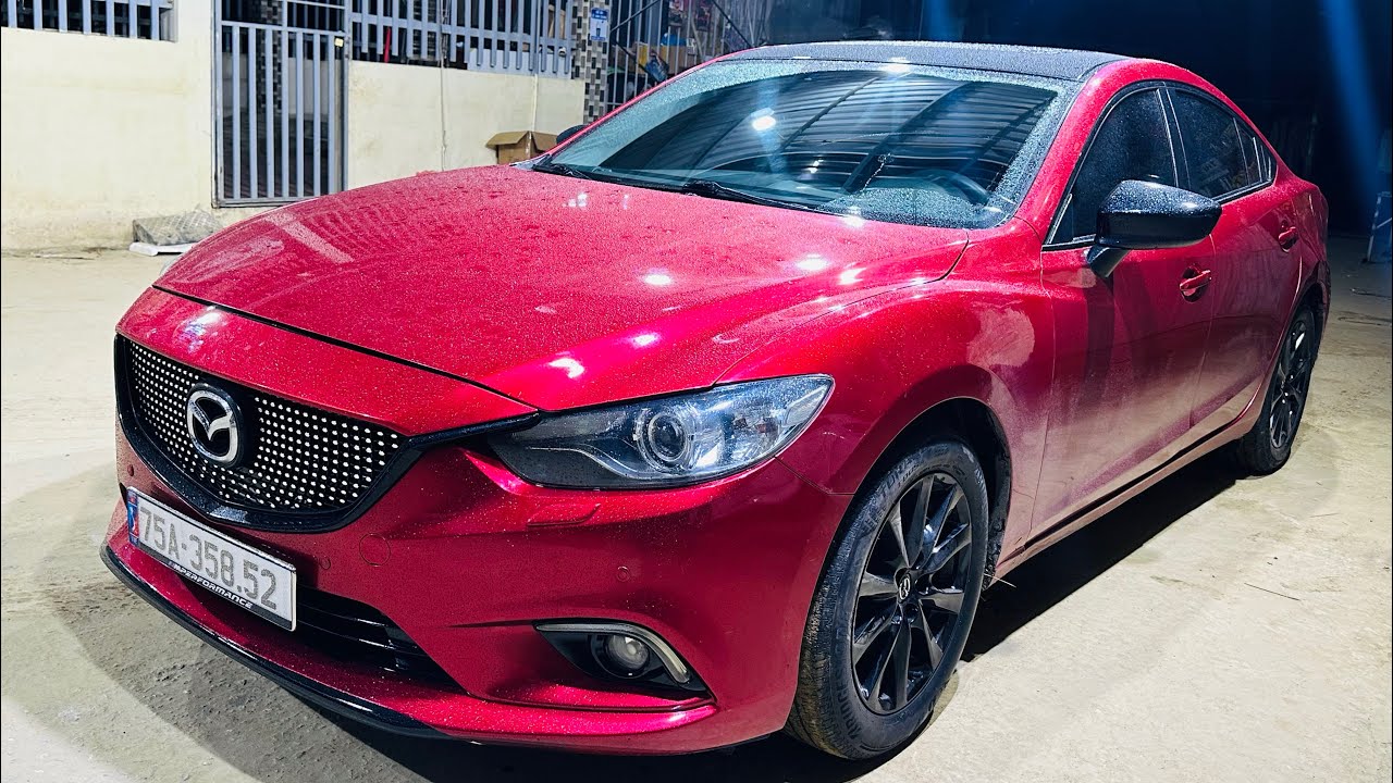Получите новогодний бонус в размере 10 миллионов VND при покупке автомобиля Mazda 6 с автоматичес...