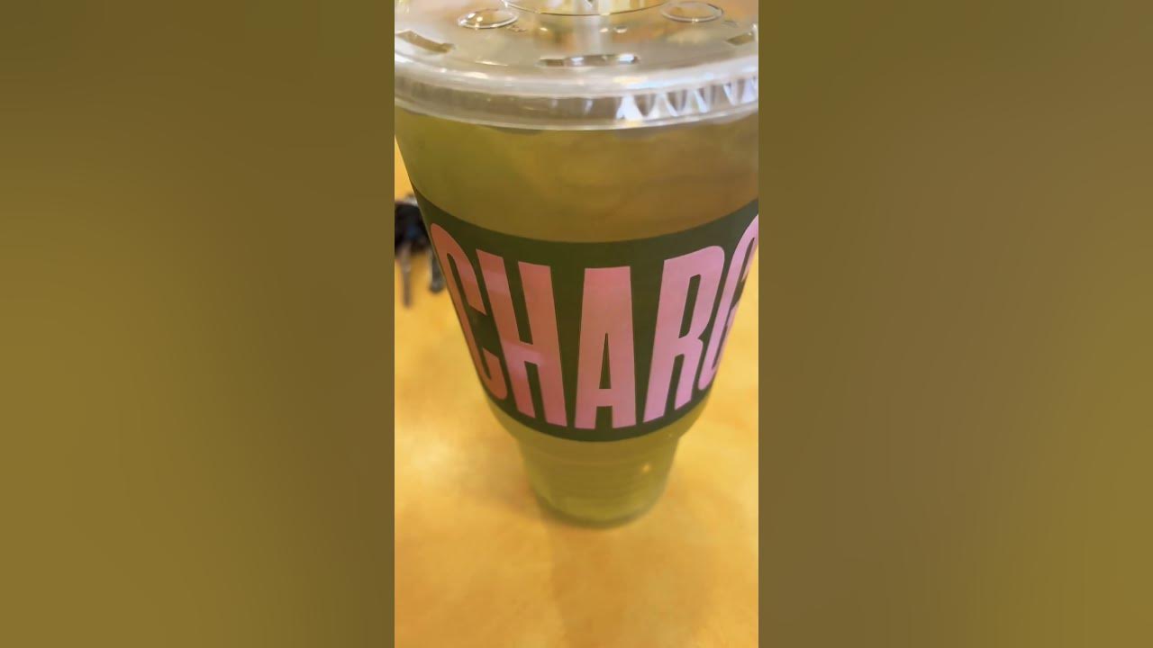 trying-passion-papaya-ice-green-tea-from-panera-bread-food-shorts