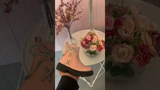 Cute Boots Alert fok bootseason pinkvibes winterstyle