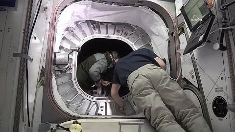 Astronauts enter BEAM for the first time