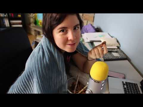 ASMR ESP 🇲🇽| DEBRAYANDO MIENTRAS ROMPO NUECES Y COMO