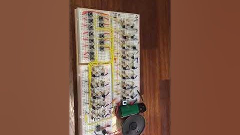 MathSciTech: A 13-key synthesizer using 13 astable multivibrator circuits