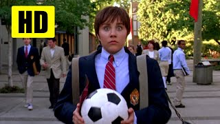 تخيل البنت اللي انت بتحبها تكتشف انها ولد في الاخر 😅😱 | ملخص فيلم She's the Man (2006)