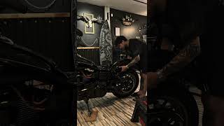 ใส่บังโคลนไดน่า #dyna#clubstyle #harleydavidson