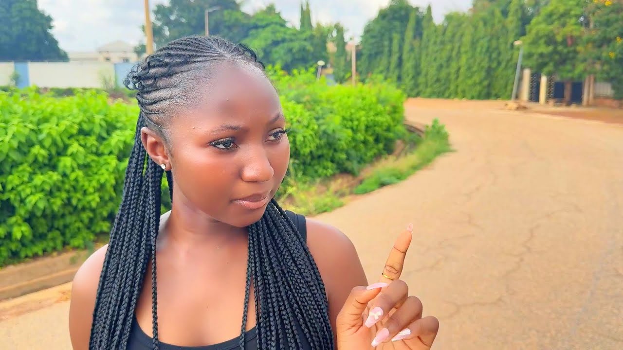 JE RENDS VISITE À MA COPINE 