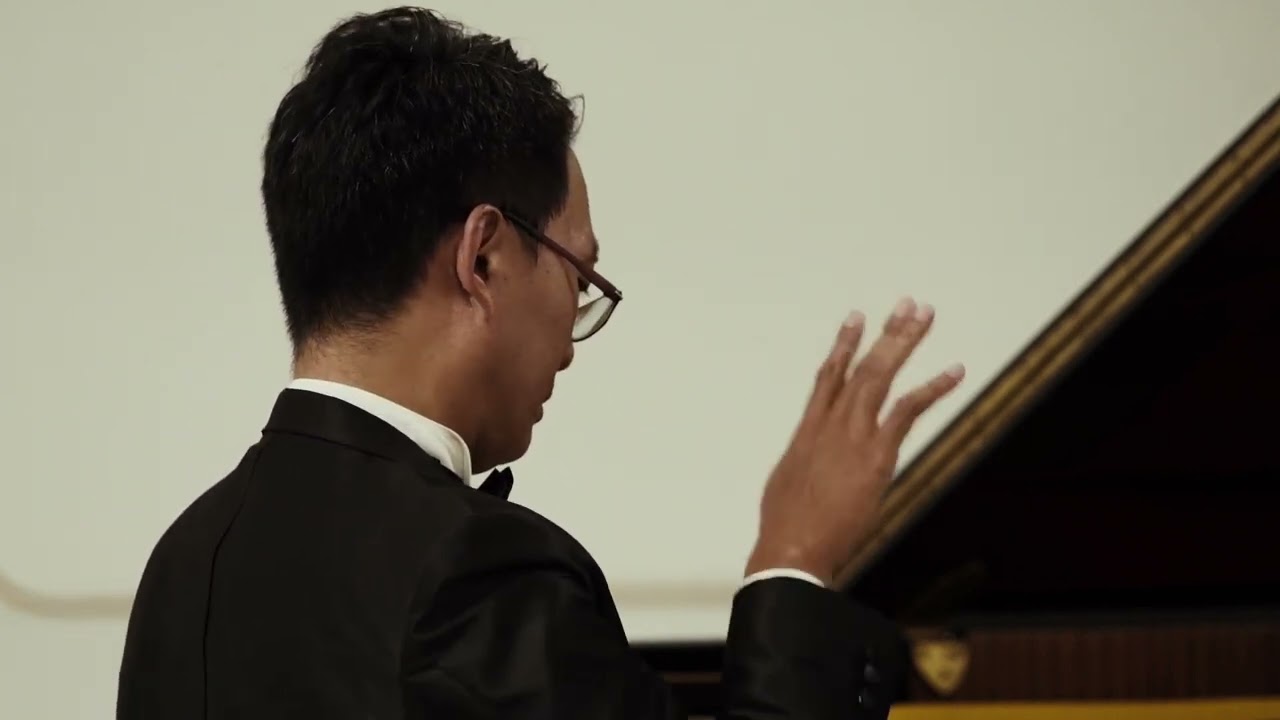 Chiu Yu Chen in Acapulco- Chopin: Mazurka in b minor Op. 30 No. 2