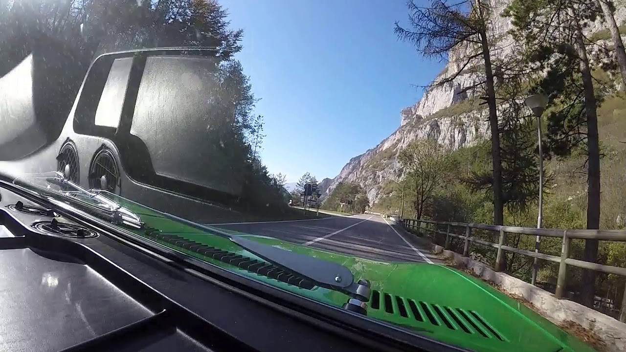 Molvenosee Richtung Ponte Arche - im Rahmen der Oldtimerausfahrt Meran Classic Südtirol