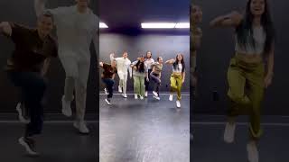 Download Lagu Aankhein Khuli - Mohabbatein Hookstep Challenge | Dance Trend | SRK MP3 Download Lagu Aankhein Khuli - Mohabbatein Hookstep Challenge | Dance Trend | SRK MP3