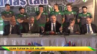 Ozan Tufan'ın zor anları, gülmemek için kendini zor tutuyor..Şenol Güneş işbirliğiyle..(Alt yazılı)