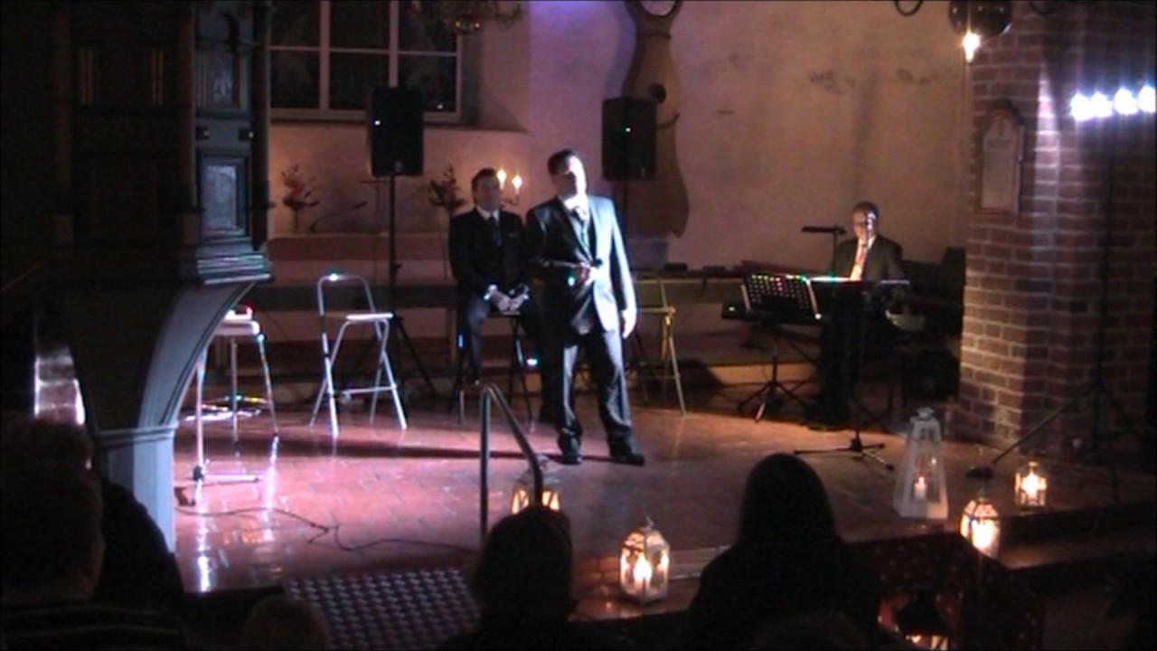 Lauluyhtye Adio Markku Ketola - Hiutaleet maahan leijailee