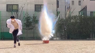 금속 나트륨을 물에 넣으면?