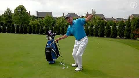 One Pivot Golf Swing vs  a Two Pivot Golf Swing