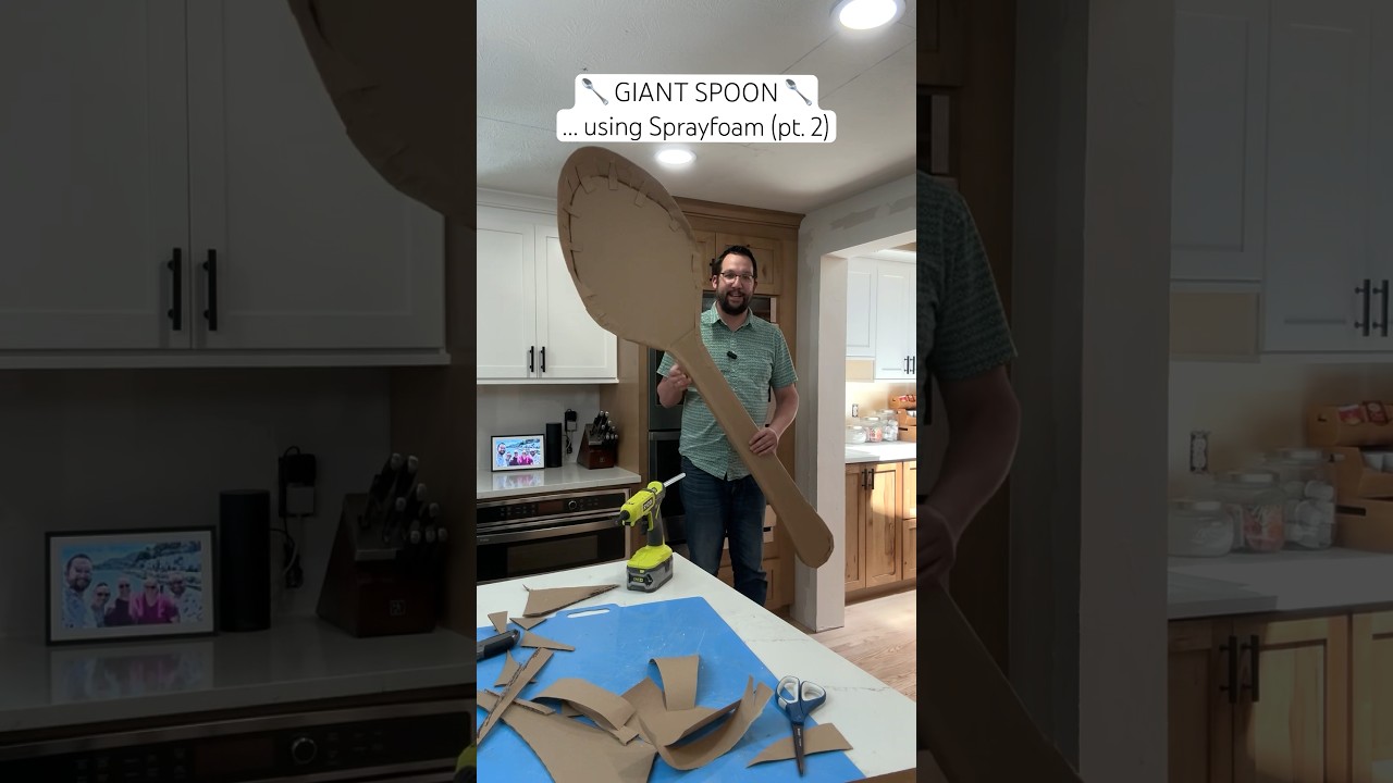 Продолжаем проект по созданию «гигантской ложки» из пенополиуретана! 