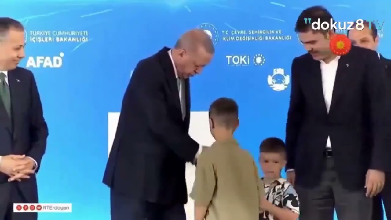 7 August 2024    Why the Turky President Erdogan Kicks a Kids ?