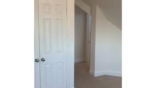 3 BEDROOM SPLIT LEVEL APARTMENT IN STUNNING LOWER PARKSTONE LOCATION